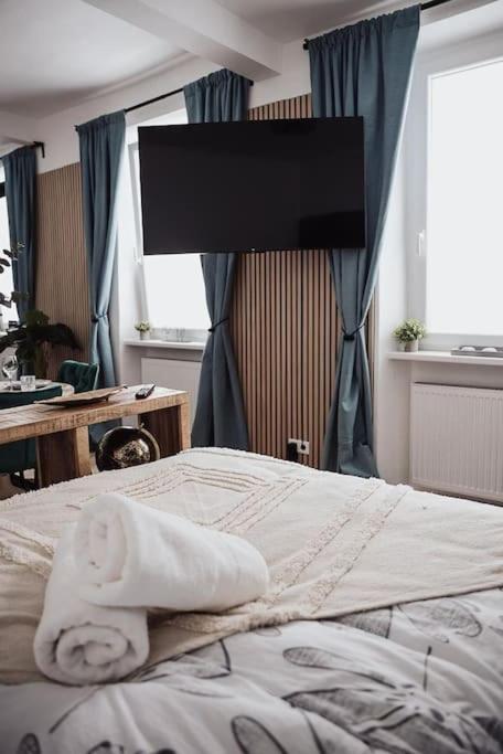 Cozy Dreams: Deluxe 2-Zimmer-Apartment -Kueche Neurenberg Buitenkant foto
